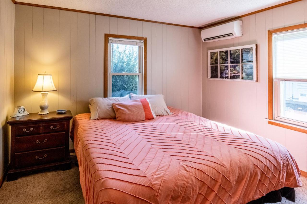 Villa Deep Creek Shambala Bryson City Exterior foto